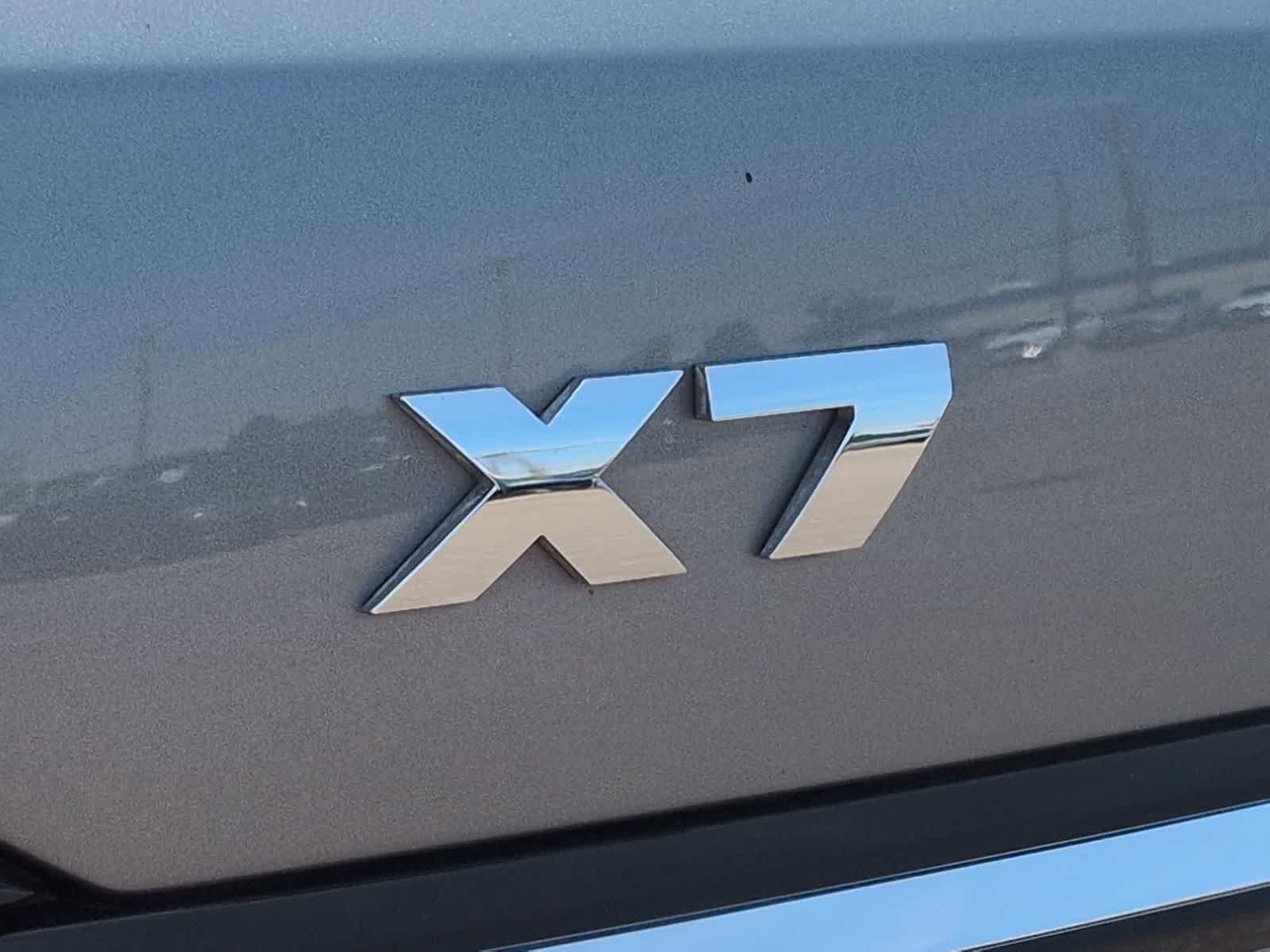 Used 2024 BMW X7 M60i AWD/4WD image 12