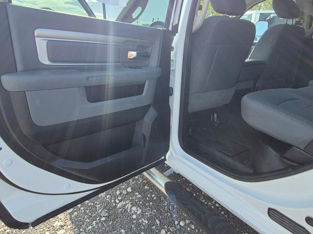 Used 2014 RAM 2500 SLT w/ Protection Group AWD/4WD image 11