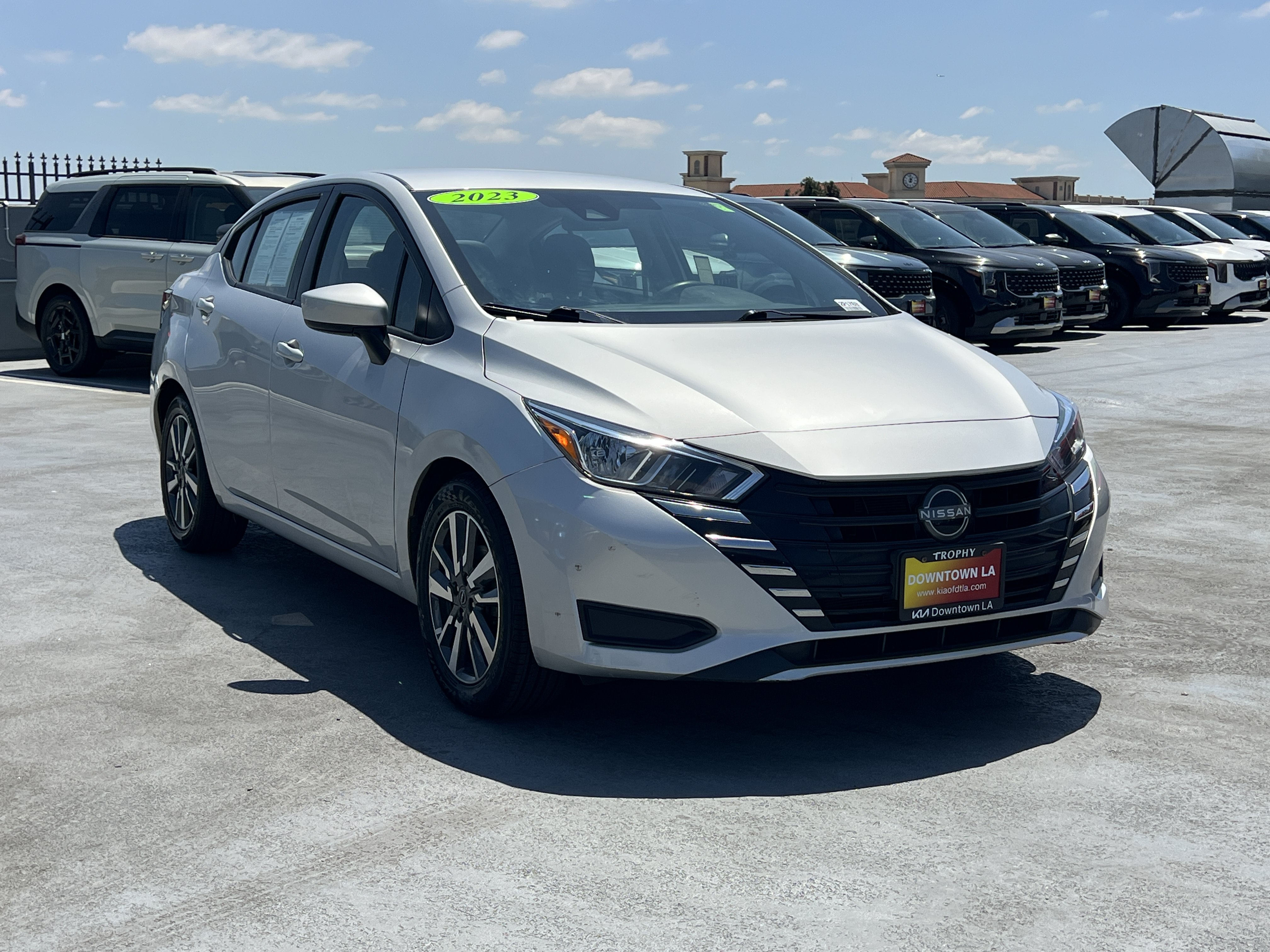 Used 2023 Nissan Versa SV FWD image 10