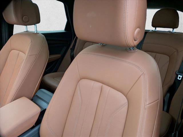 Used 2022 Audi Q5 2.0T Premium Plus w/ Premium Plus Package image 16