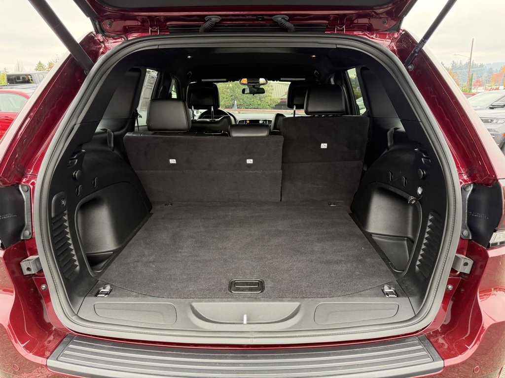 Used 2021 Jeep Grand Cherokee Laredo X image 13