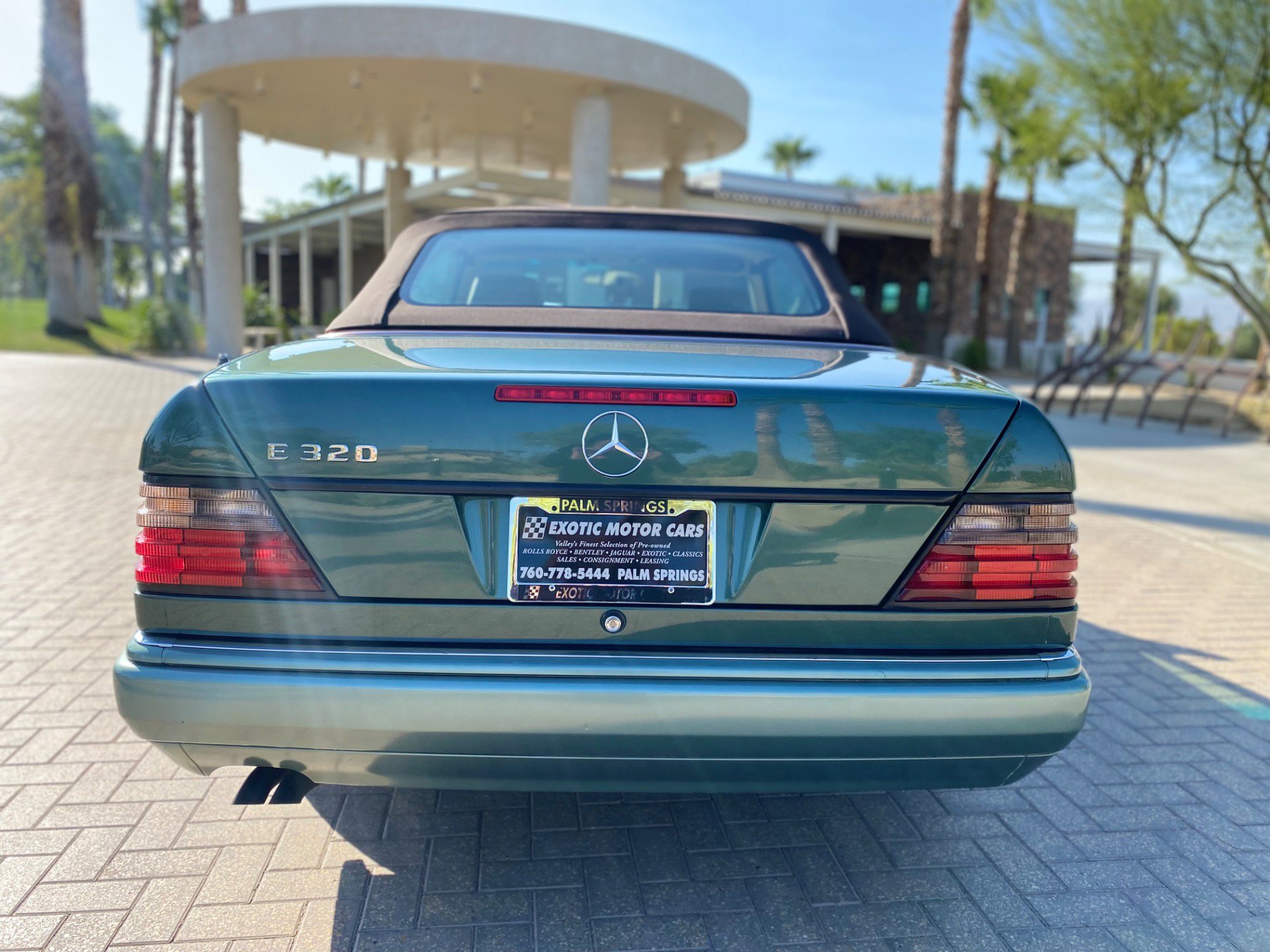Used 1994 Mercedes-Benz E 320 Convertible image 16