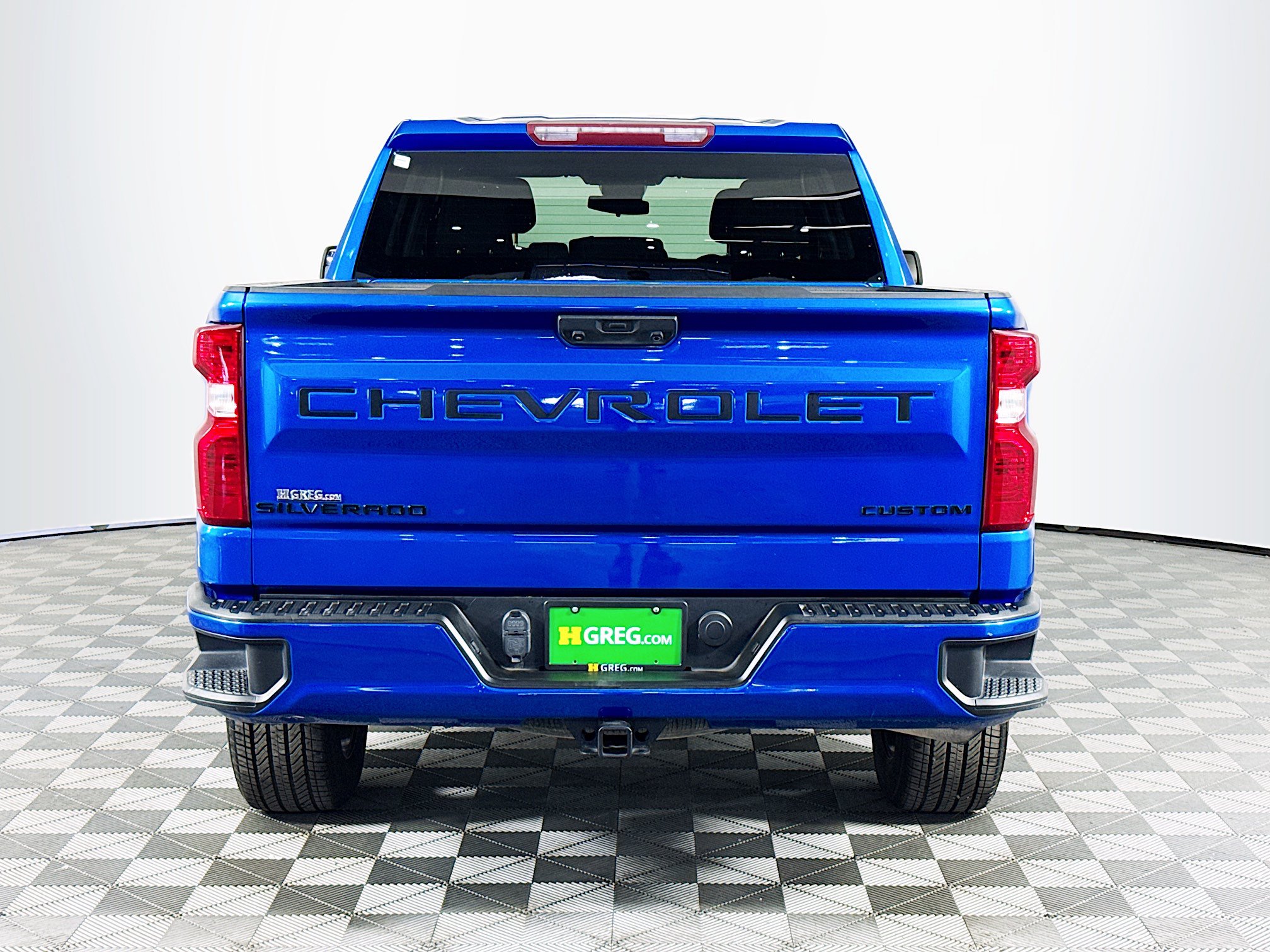 Used 2023 Chevrolet Silverado 1500 Custom w/ LPO, Dark Essentials Package RWD image 6