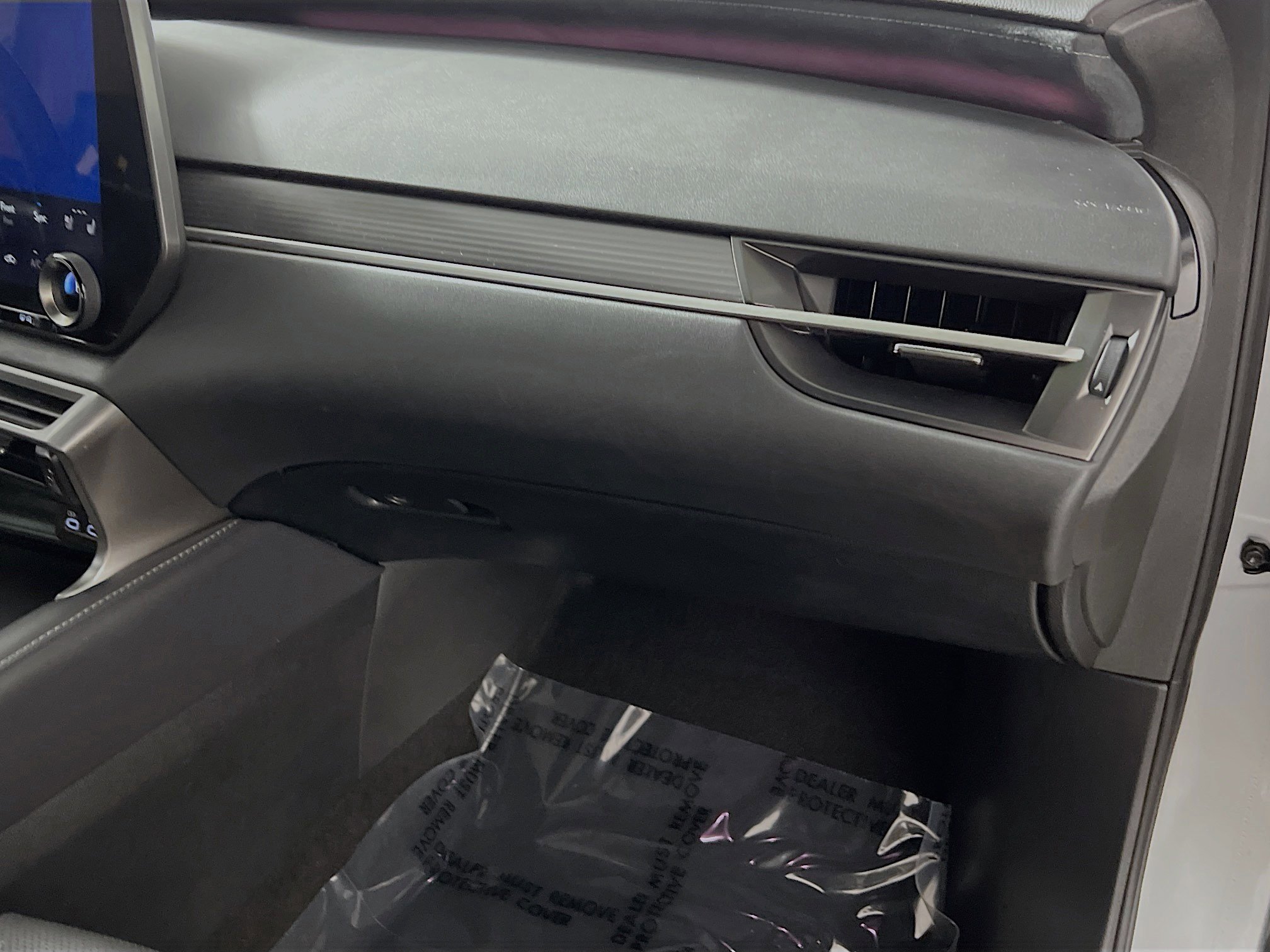 Used 2023 Lexus RX 350 F Sport w/ Cold Area Package image 36