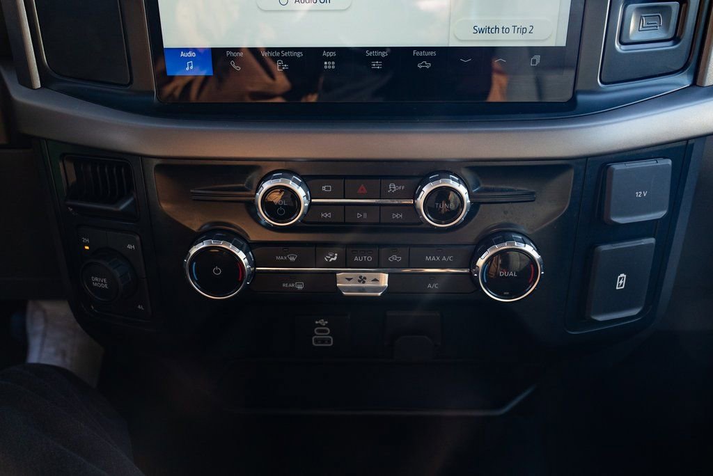 Used 2025 Ford F150 XLT w/ Equipment Group 301A Standard image 15