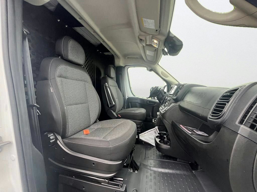 Used 2025 RAM ProMaster 2500 w/ U-Haul Equipment Group FWD image 12