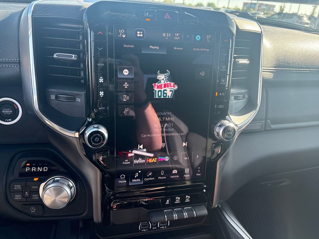 New 2026 RAM 1500 Laramie AWD/4WD image 19
