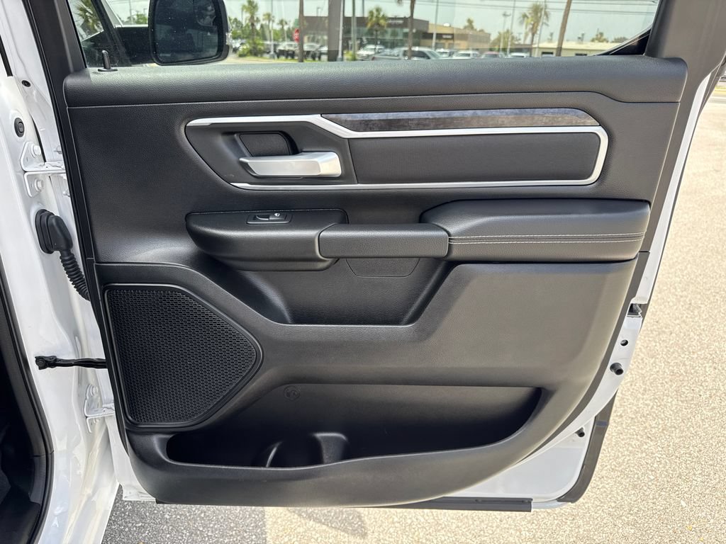 Used 2023 RAM 1500 Big Horn AWD/4WD image 18