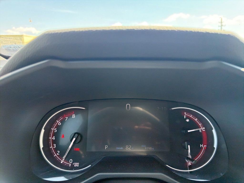 Used 2025 Toyota RAV4 XLE w/ Convenience Package AWD/4WD image 10