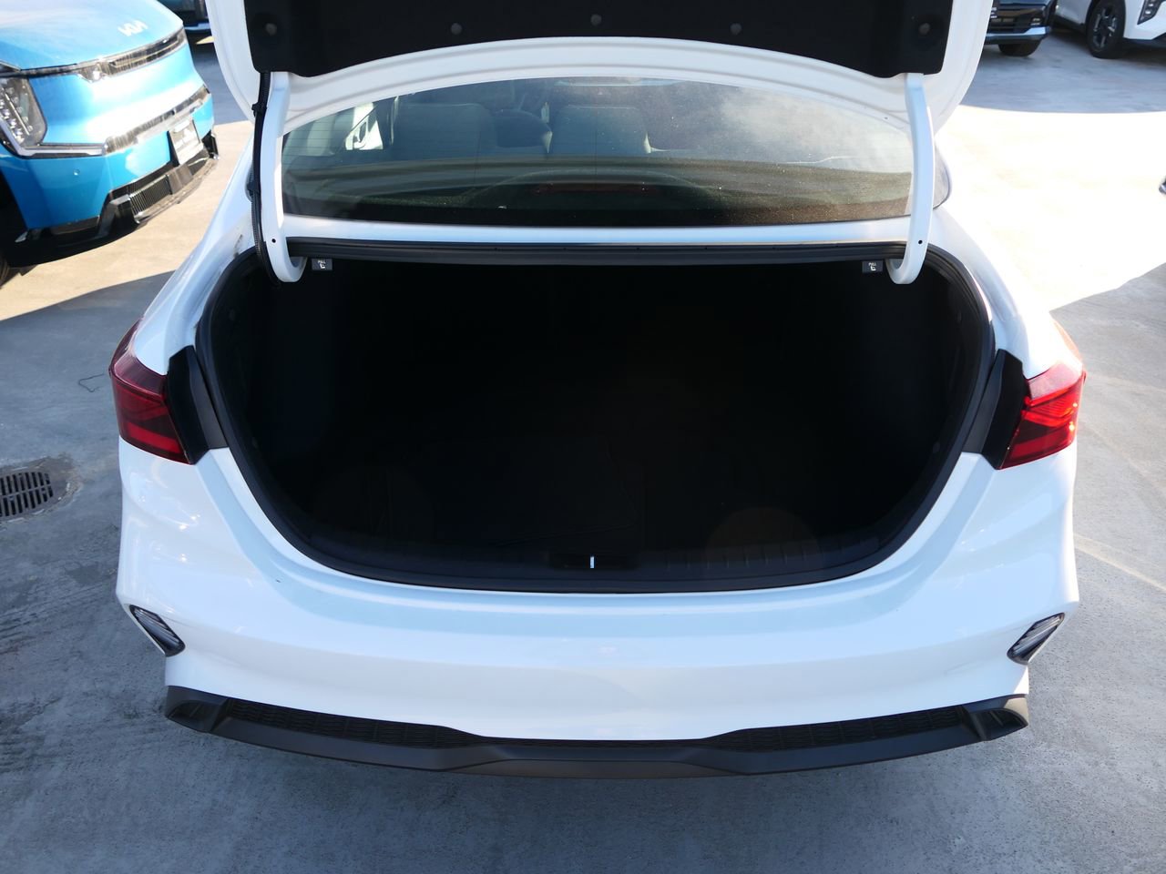 Used 2024 Kia Forte LXS image 22