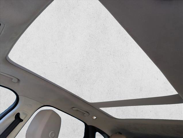 Used 2019 Jaguar F-PACE Premium image 18