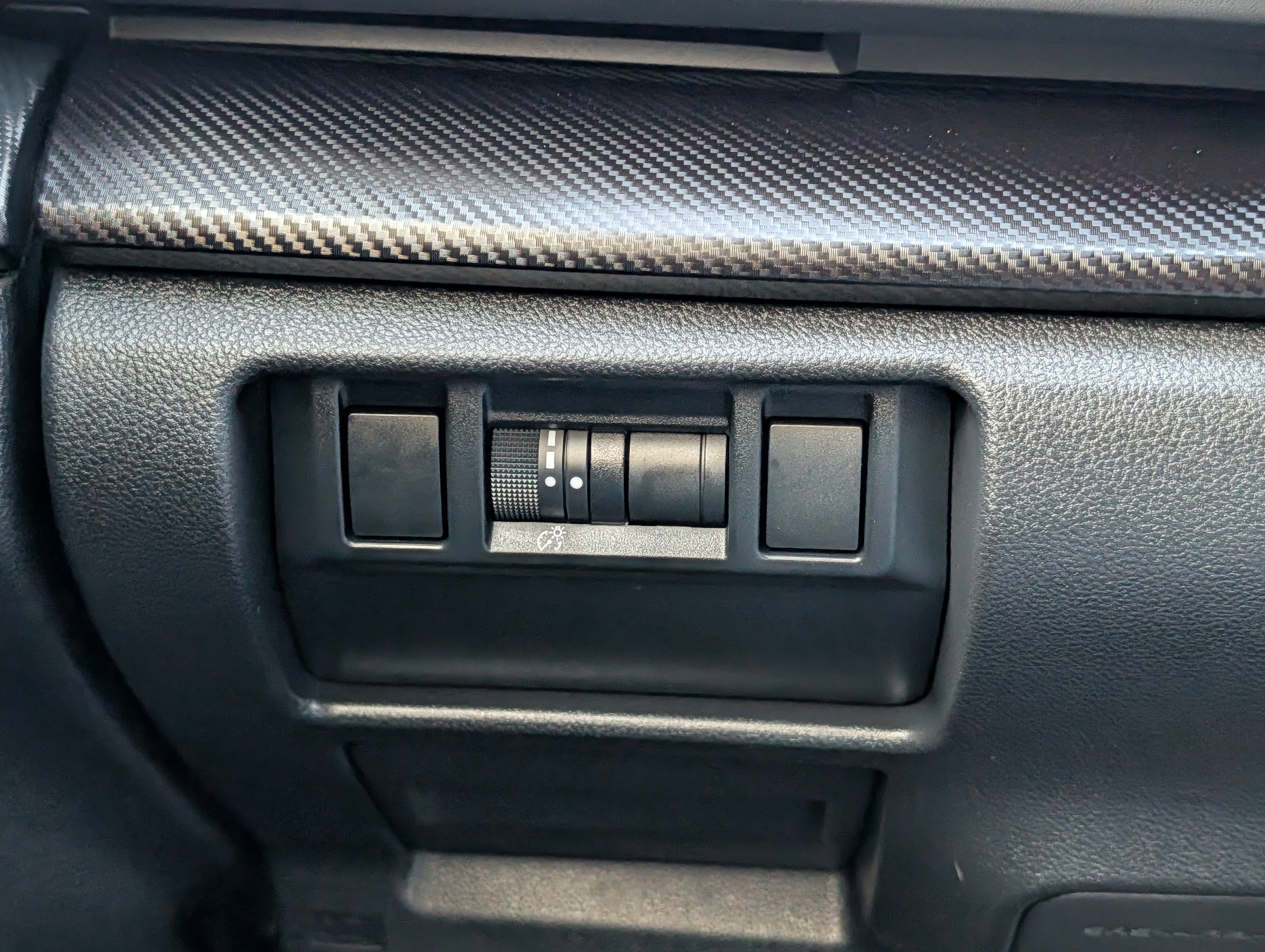 Certified 2025 Subaru Crosstrek 2.0i image 26