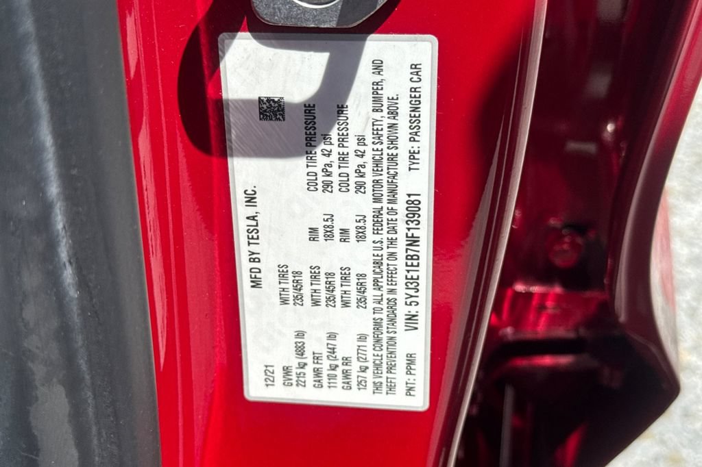Used 2022 Tesla Model 3 Long Range AWD/4WD image 27