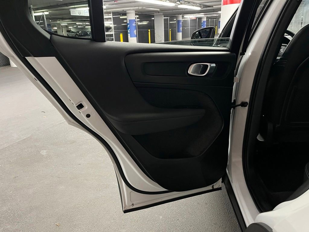 Used 2023 Volvo C40 P8 Recharge Ultimate w/ Protection Package Premier AWD/4WD image 18