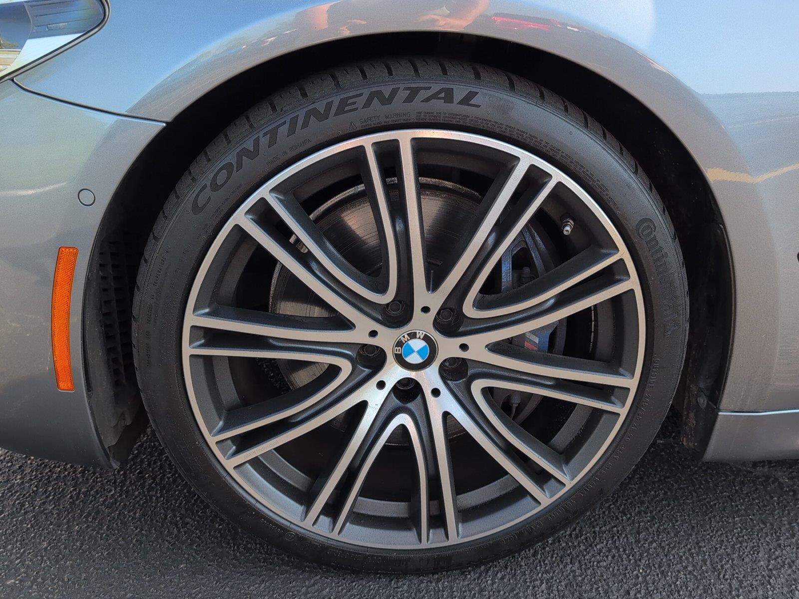 Used 2018 BMW M550i xDrive AWD/4WD image 9