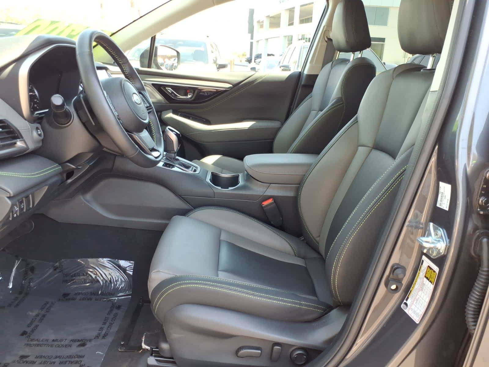 Certified 2025 Subaru Outback Onyx Edition AWD/4WD image 27