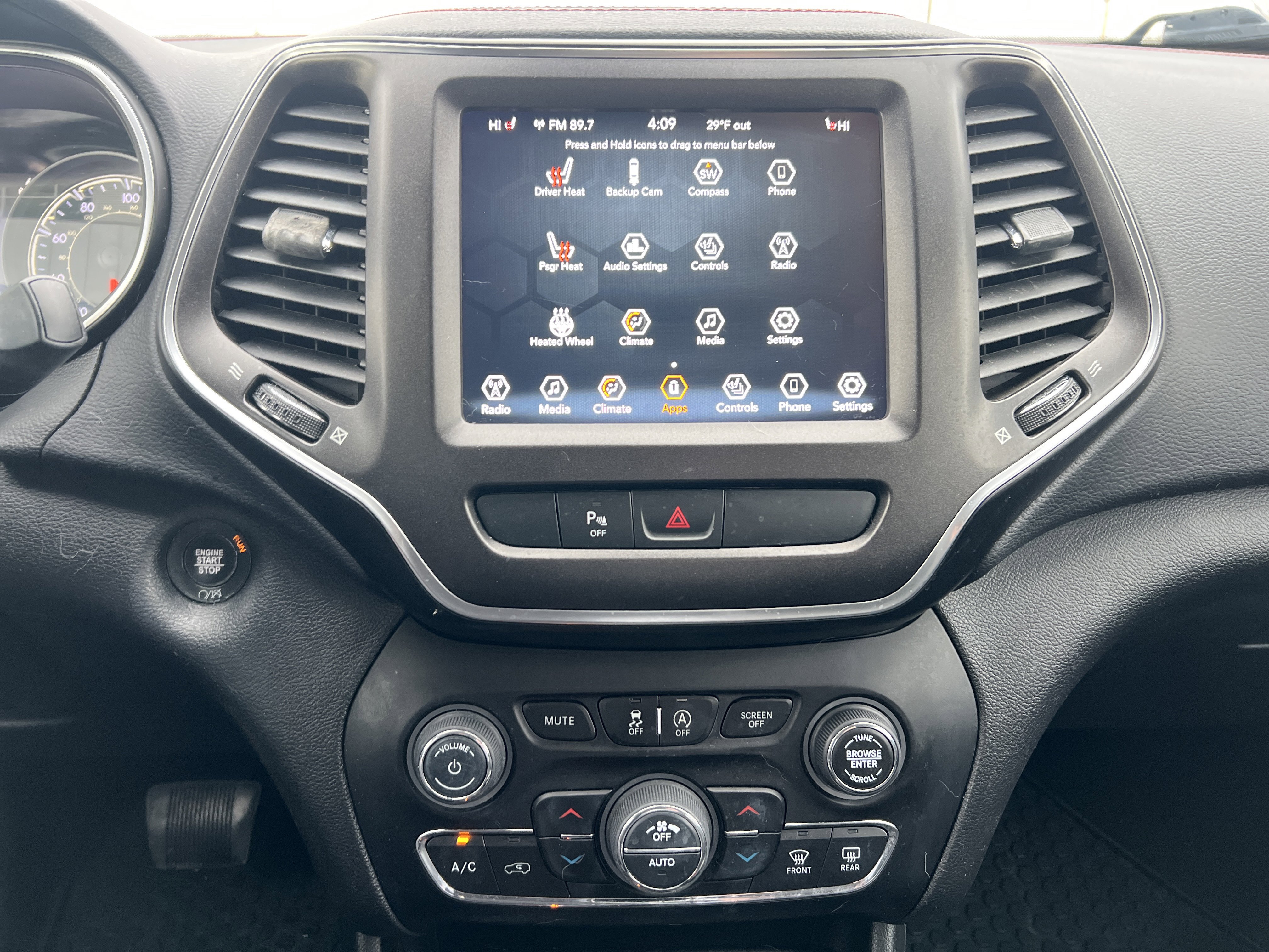 Used 2020 Jeep Cherokee Trailhawk w/ Comfort/Convenience Group image 7