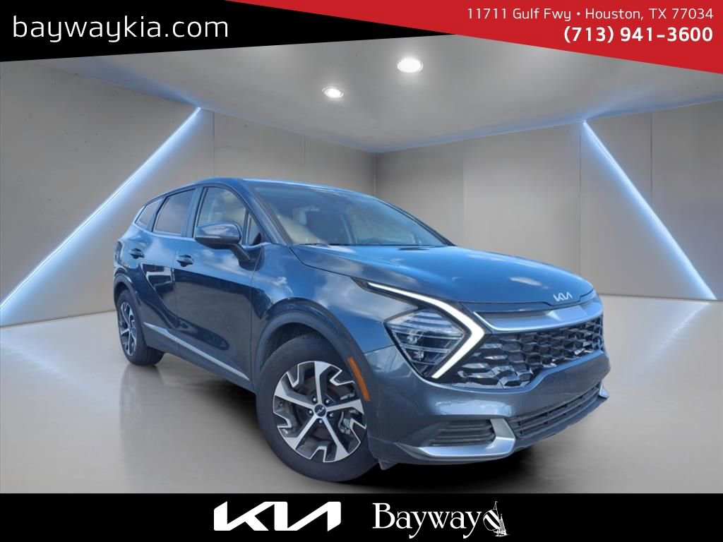 Certified 2025 Kia Sportage EX