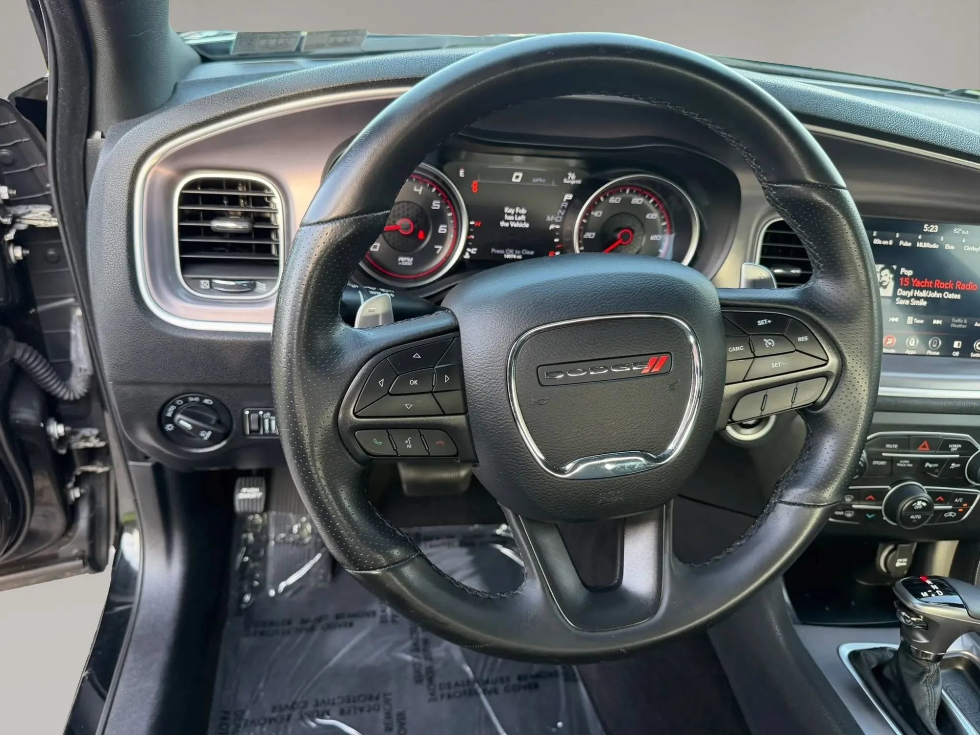 Used 2019 Dodge Charger SXT AWD/4WD image 18
