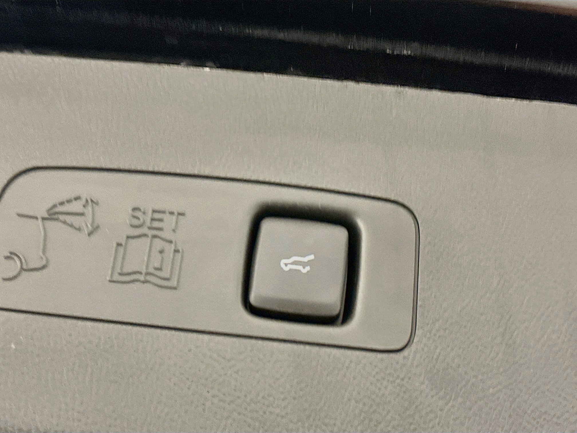 Used 2023 Lincoln Corsair AWD image 31