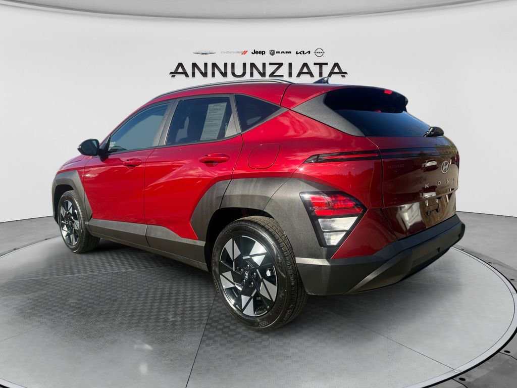 Used 2025 Hyundai Kona SEL image 3