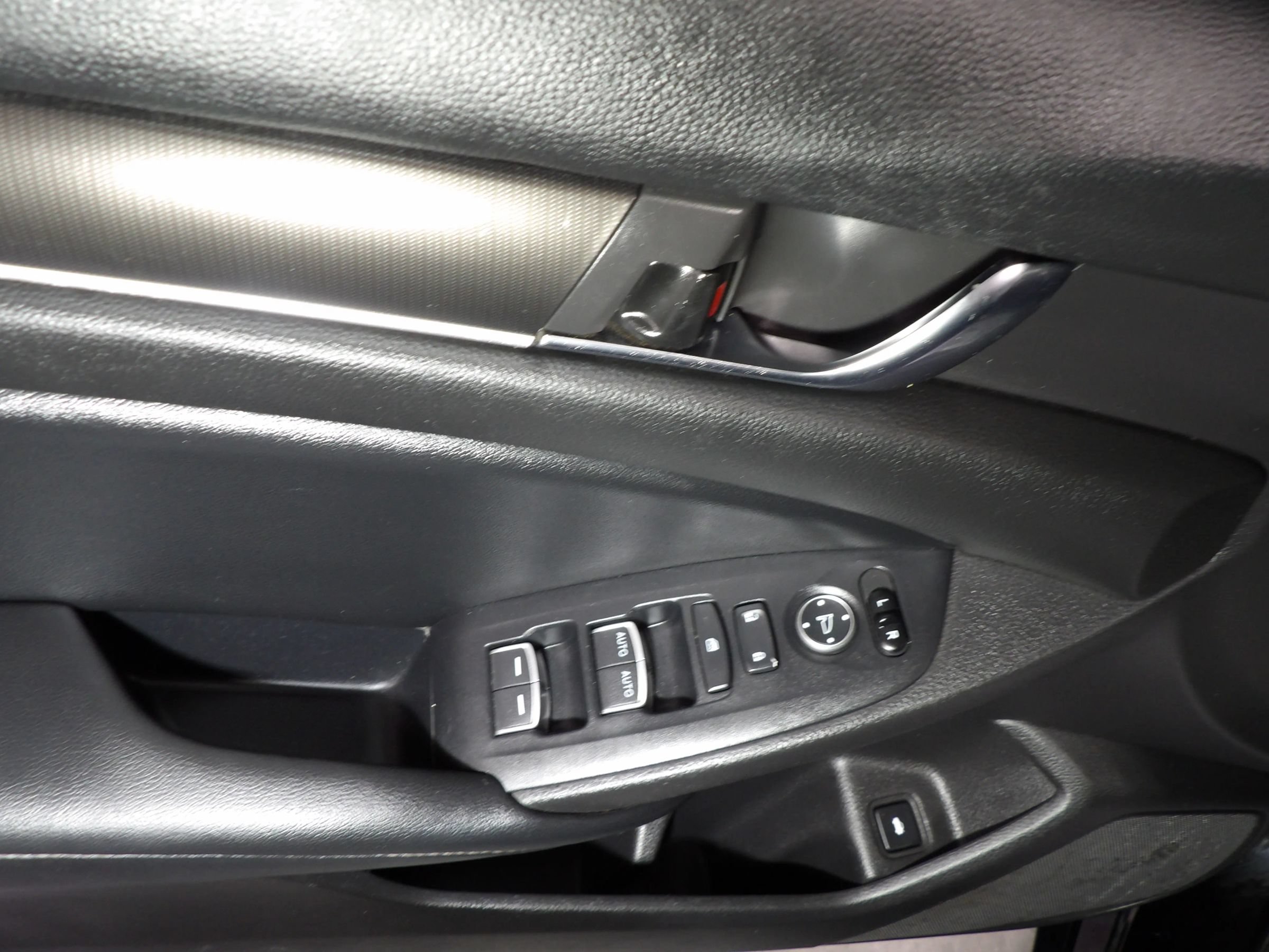 Used 2022 Honda Accord Sport image 8