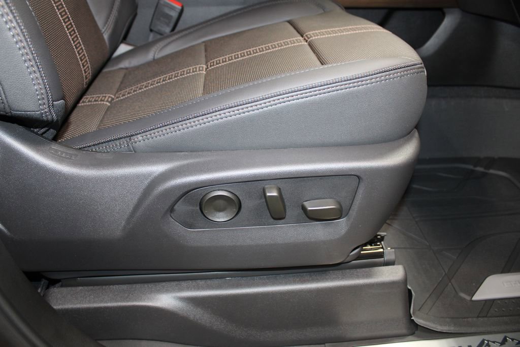 New 2026 Chevrolet Silverado 1500 High Country w/ High Country Premium Package image 27