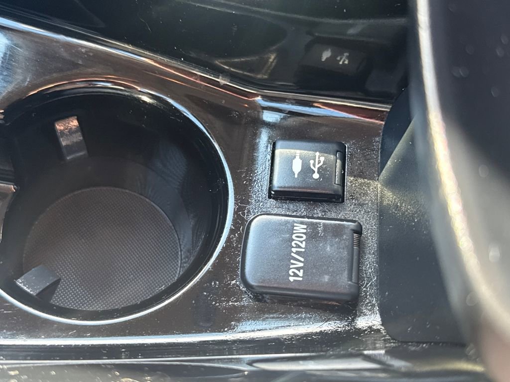 Used 2021 Toyota Prius Prime XLE image 27