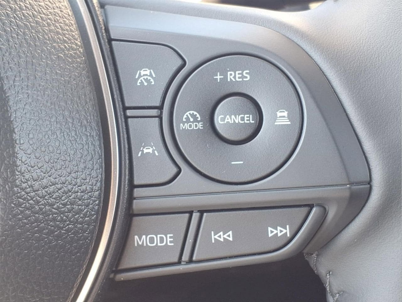 New 2026 Toyota Corolla XSE FWD image 18