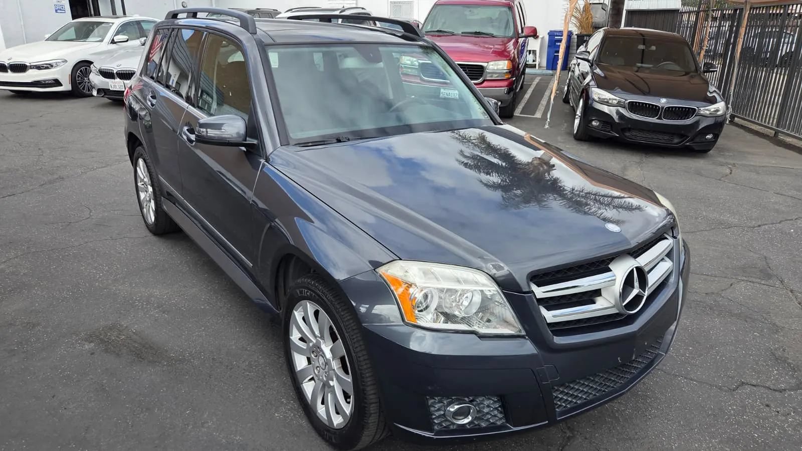 Used 2010 Mercedes-Benz GLK 350 2WD image 6