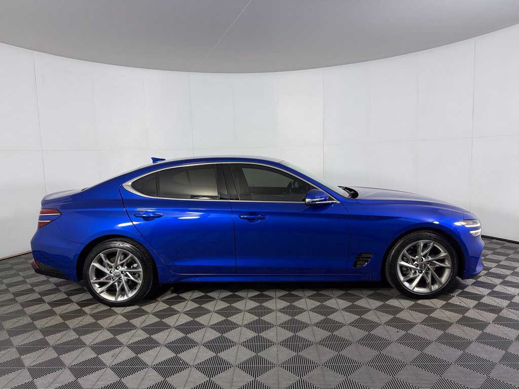 Used 2022 Genesis G70 2.0T RWD image 5