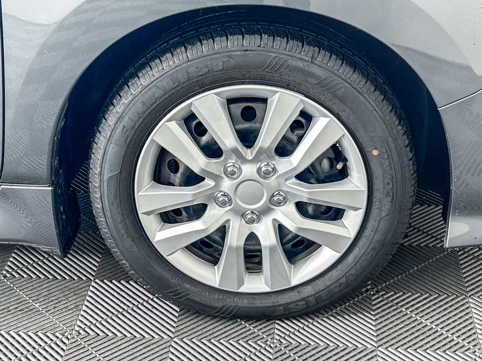 Used 2018 Nissan Leaf S w/ S Charge Package image 12