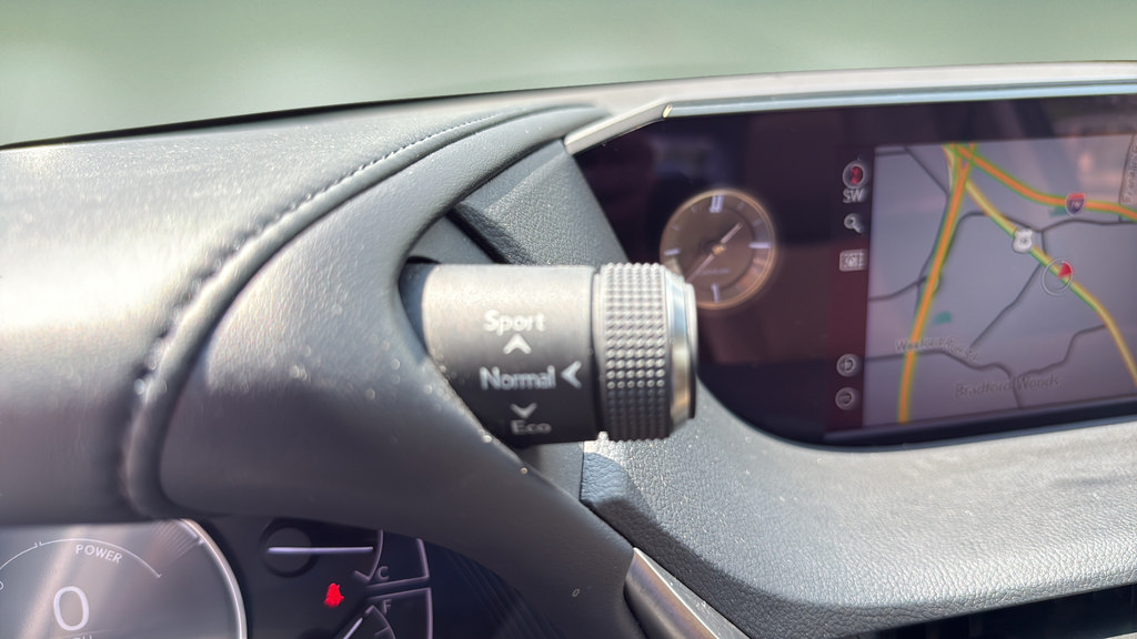 Used 2020 Lexus ES 300h w/ Premium Package FWD image 21