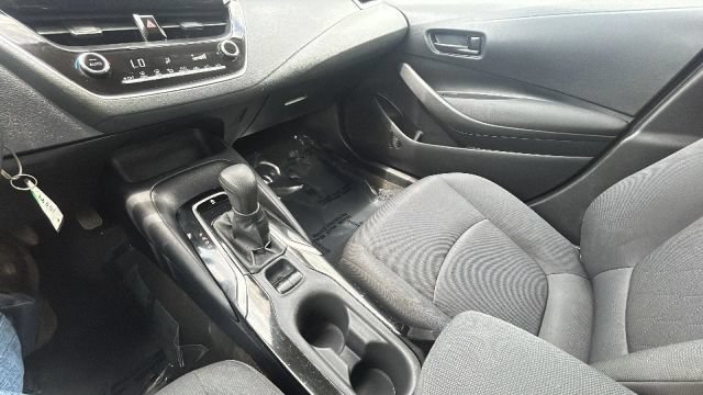 Used 2022 Toyota Corolla LE FWD image 20