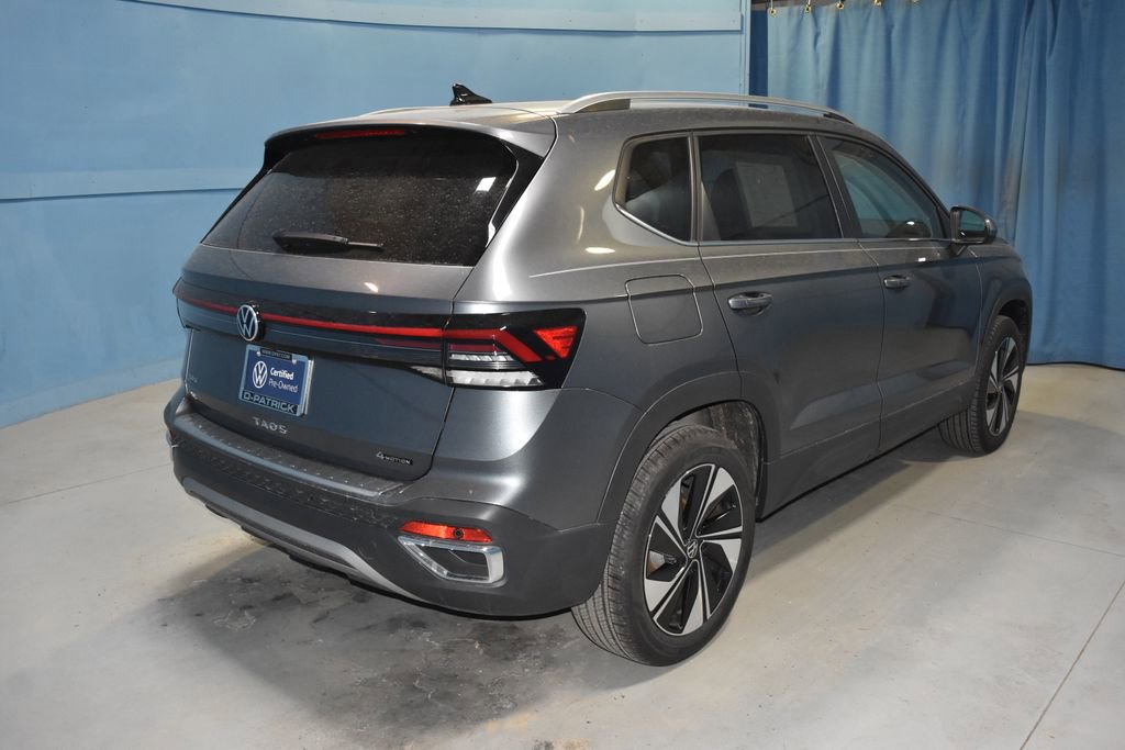 Certified 2025 Volkswagen Taos SE w/ Panoramic Sunroof Package image 22