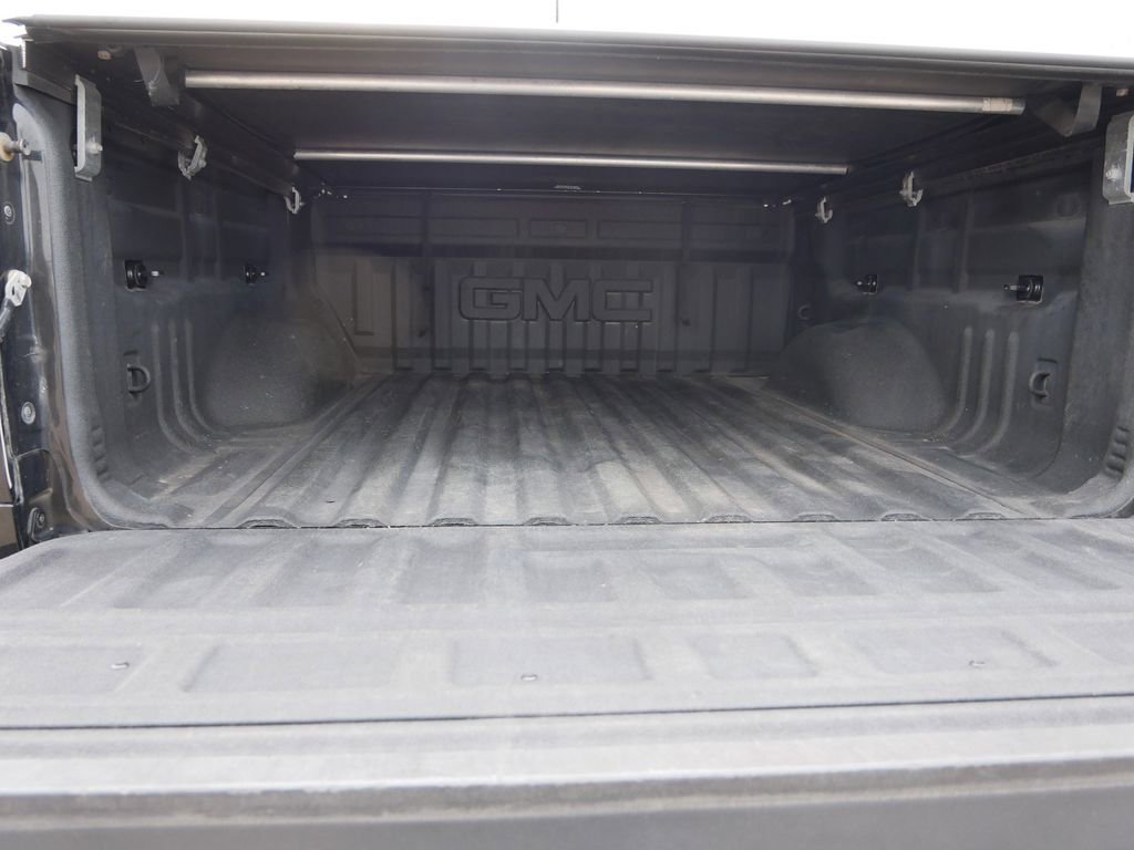 Used 2016 GMC Canyon SLE w/ All Terrain Adventure Package image 10