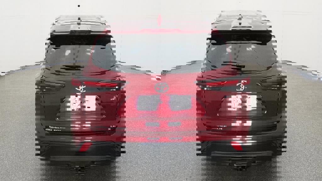 New 2026 Toyota Highlander XLE image 7