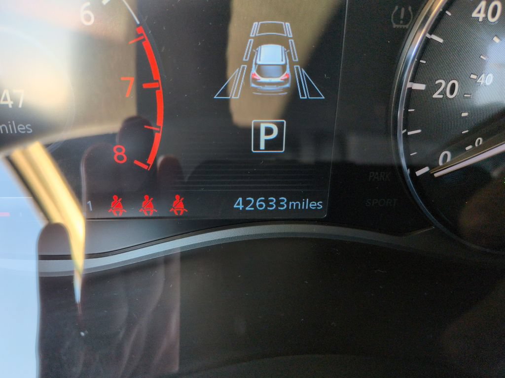 Used 2022 Nissan Kicks SR w/ Premium Package FWD image 16