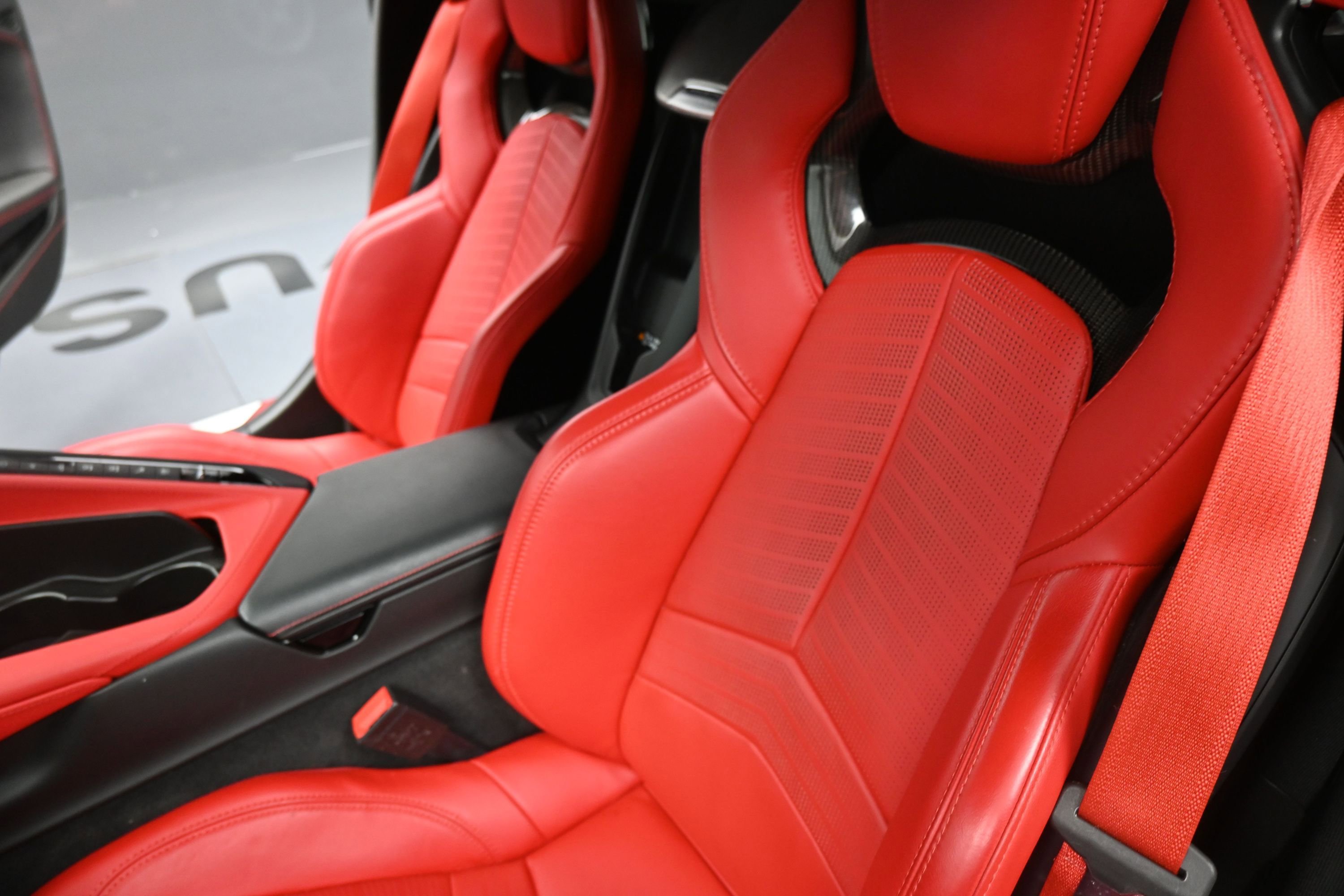 Used 2022 Chevrolet Corvette Stingray Preferred Cpe w/ Z51 Performance Package RWD image 21