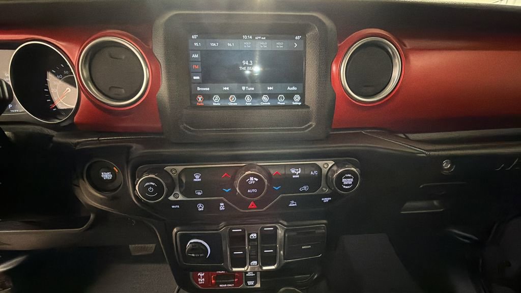 Used 2021 Jeep Wrangler Unlimited Rubicon AWD/4WD image 15