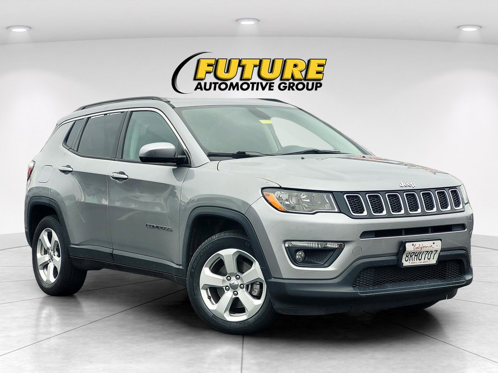 Used 2020 Jeep Compass Latitude w/ Popular Equipment Group image 1