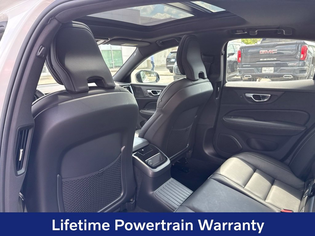 Certified 2025 Volvo S60 T8 Ultra AWD/4WD image 28