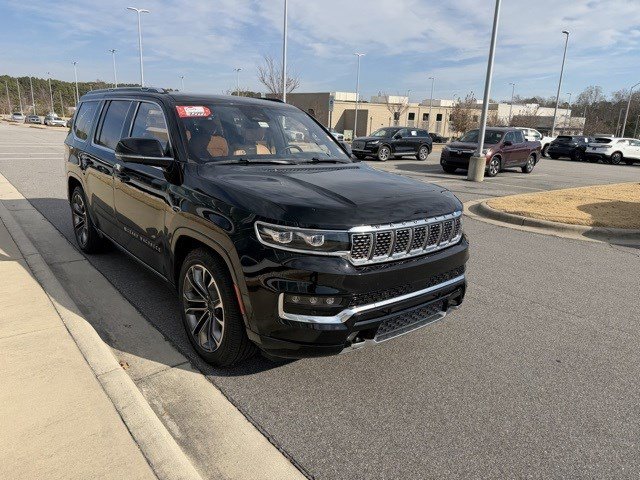 Used 2022 Jeep Grand Wagoneer Series III w/ Rear Seat Video Group 1 image 22