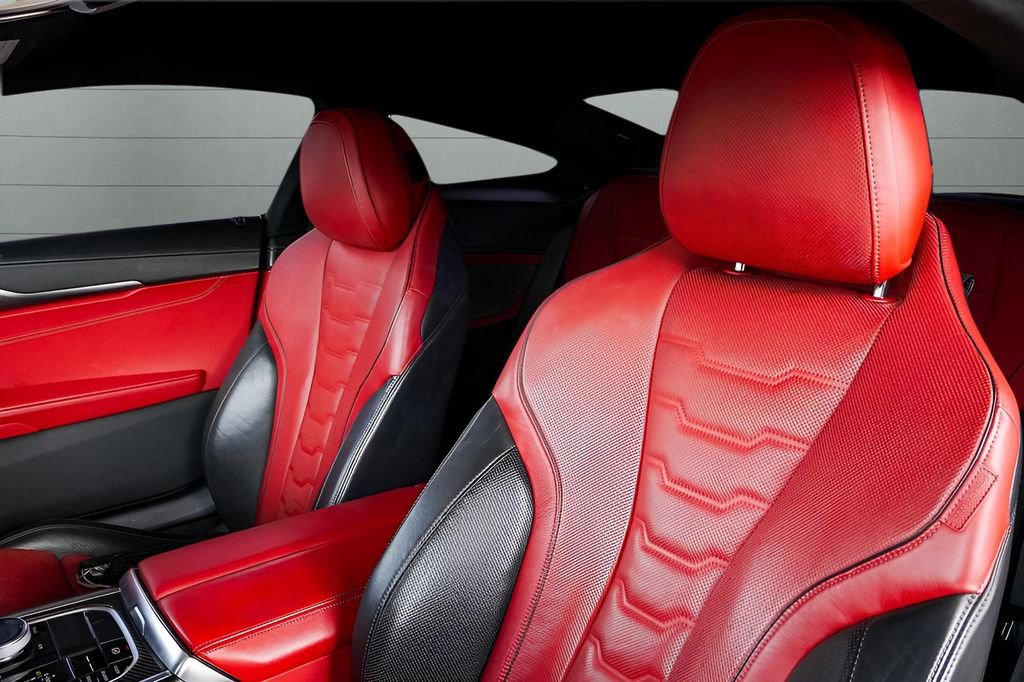 Used 2023 BMW M850i xDrive Coupe image 2