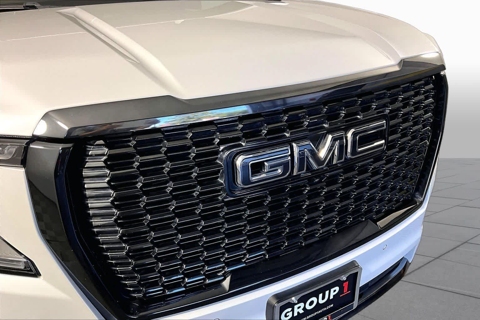 Certified 2023 GMC Yukon XL Denali Ultimate AWD/4WD image 29