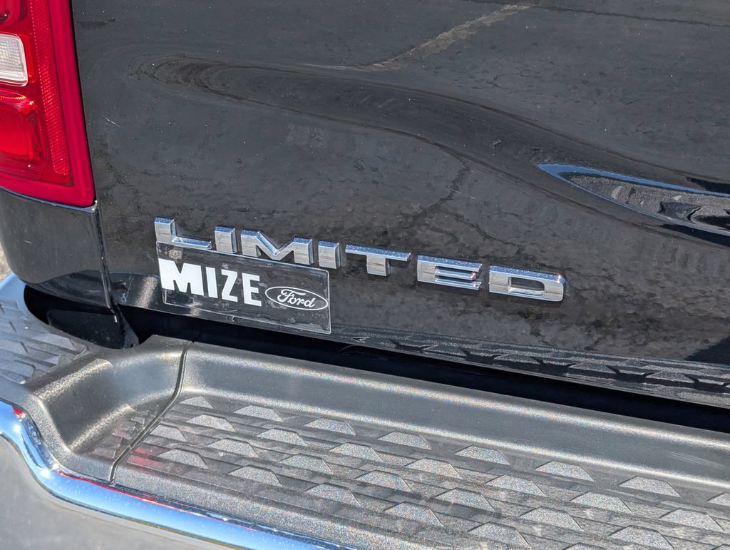 Used 2024 RAM 3500 Limited AWD/4WD image 24