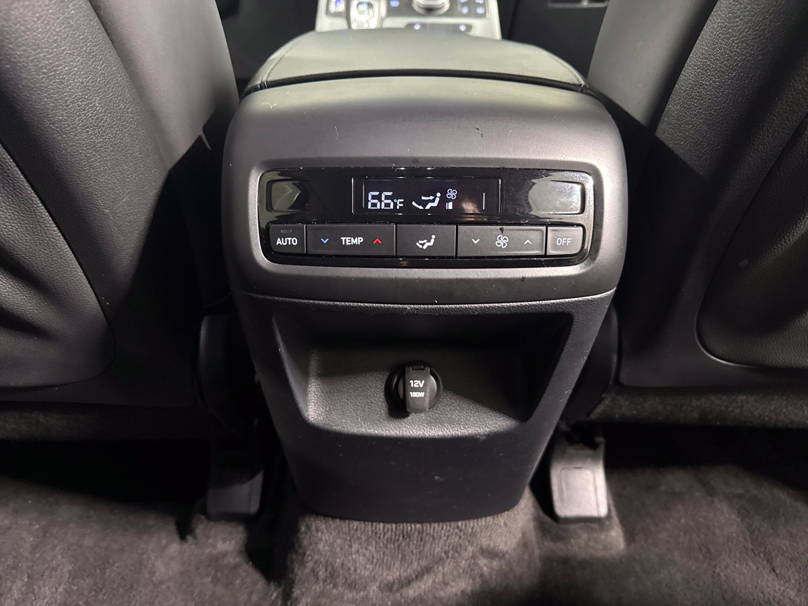 Used 2025 Hyundai Palisade SEL AWD/4WD image 18