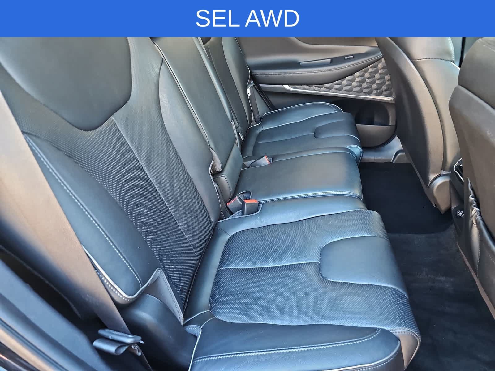 Used 2022 Hyundai Santa Fe SEL w/ Convenience + Premium Package AWD/4WD image 6