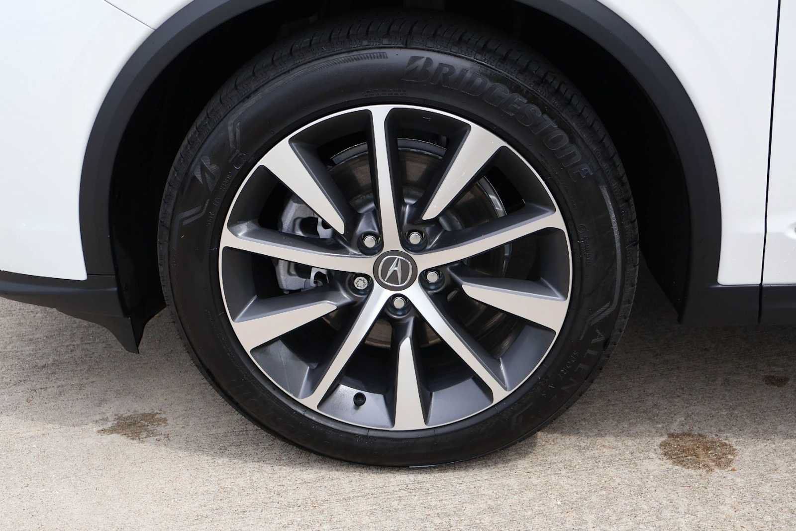 Certified 2026 Acura MDX w/ Technology Package FWD image 8