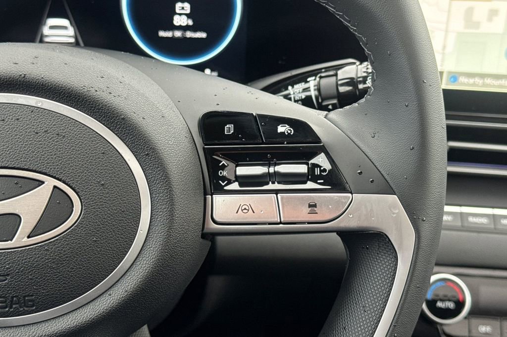 New 2026 Hyundai Elantra Limited FWD image 26
